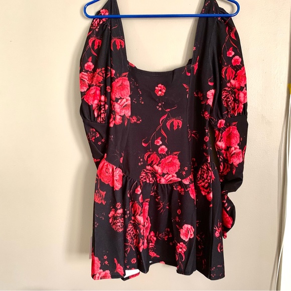 ASOS DESIGN long sleeve flippy mini dress with ruched bust in red floral print - Picture 6 of 8